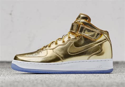 gouden nikes|gold shoes nike.